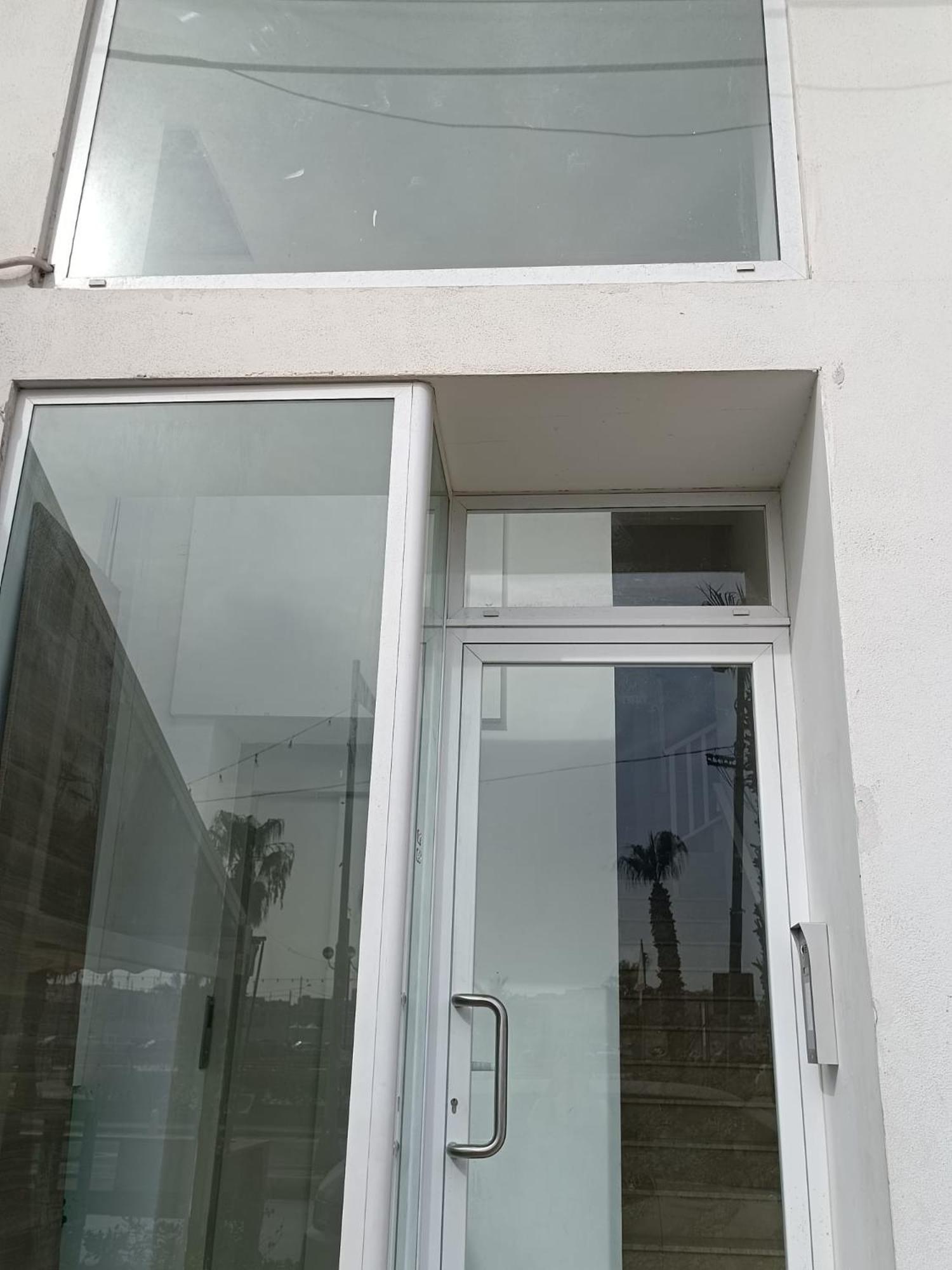 Seafront Beautifully Furnished 2 Bedrooms Gogzr-3 Gzira Zewnętrze zdjęcie